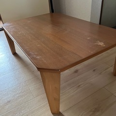 無料 折りたたみ式テーブルの画像