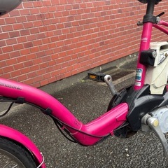 Panasonic gyutto ギュット電動アシスト自転車ピンク色の画像