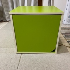 カラーボックス