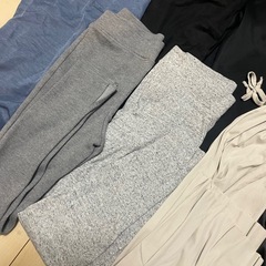 レディース　カジュアルパンツまとめての画像