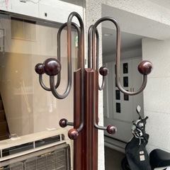 【ジモティー 割】カリモク ハンガーポール （ID959）の画像