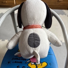 スヌーピーのぬいぐるみの画像