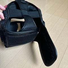 　ボクシンググローブとヘッドギア　子供用の画像