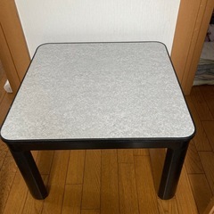 【28日受け渡し予定】山善 こたつ 60cm×60cm 電源コード欠品の画像
