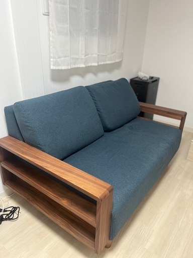 Myy (ミィ) 2人掛け ローソファ 【中古】引き取りの場合【6,000