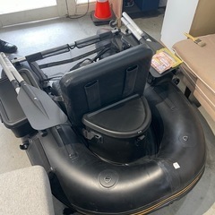 値下げしました❗️【1人乗り用釣りボート【フィッシングボート】未使用品【管理番号10912】の画像