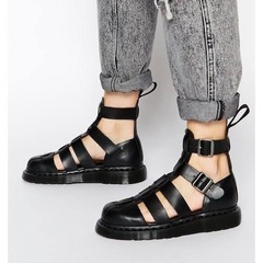 【Dr. Martens】グラディエーターサンダルの画像