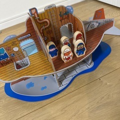 IKEA 潜水艦　あそび