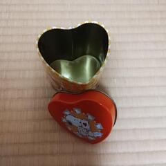 最終値下げ❢お菓子の空き缶３点の画像