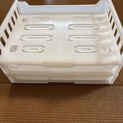 無料！ ダイソー　書類整理棚
