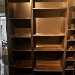壁面収納ラック　本棚　大型シェルフ　収納棚の画像
