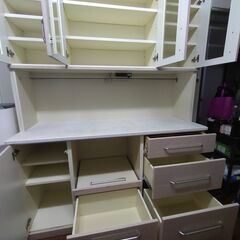 食器棚１６０ｃｍの画像