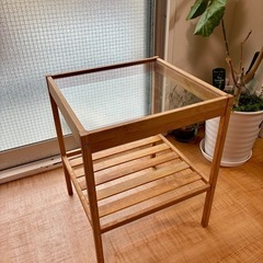 【無料】IKEAのサイド
テーブル 差し上げます