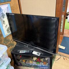 SHARP‎ 40インチ 液晶テレビ差し上げます