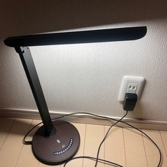 卓上LEDライト　調光機能付きの画像
