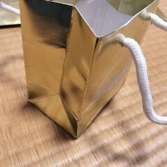 紙袋、ハッピーバッグ、6袋の画像