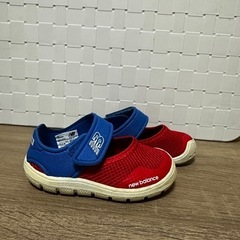ニューバランス サンダル 12.5cmの画像
