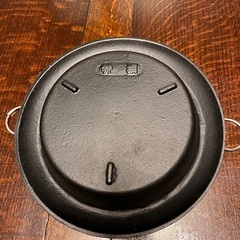 鉄鍋の画像