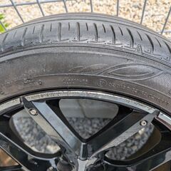 18インチ 7.5J ＋53　ESTATUS 　XTRの画像
