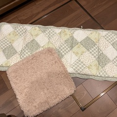長座布団と椅子用クッション