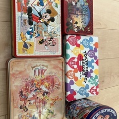 ディズニーお菓子缶の画像