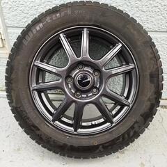 スタッドレスタイヤアルミホイール付き4本セット195/65R15の画像