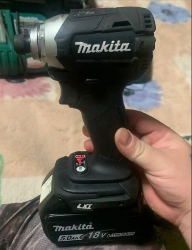 インパクトドライバ