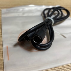IEEE1394ケーブル 黒 約1メートル 2コネクタの画像