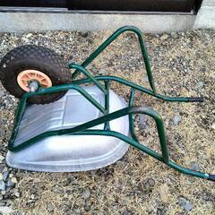 一輪車 猫車 浅型の画像