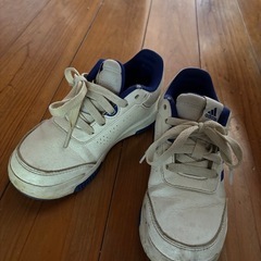 adidas 19cmスニーカー