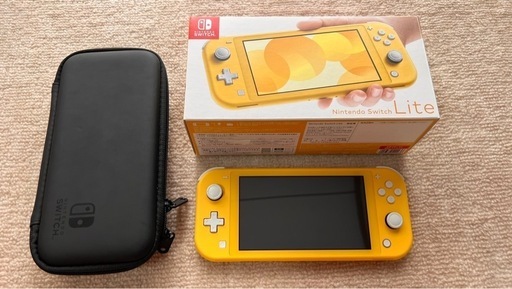 Nintendo Switch Lite イエロー 本体 付属品完備 保護カバー2