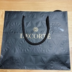 コスメデコルテギフトボックス