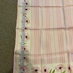 バーバリー　Burberry 花柄ピンクの画像