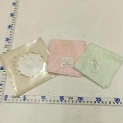 0524-282 刺繍ハンカチ　3枚セット