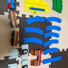 プラレール トーマスのおもちゃセット