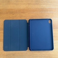 iPad  第１０世代　ブルーケースの画像