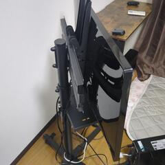 フィリップススタンド付き 大型モニターの画像