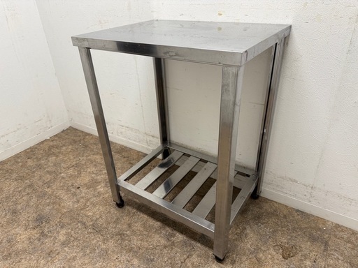 ステンレス　業務用　作業台　厨房　飲食店　W６００ｘD4５０ｘH８００ｍｍ