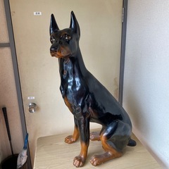 No.798ドーベルマンの置物　軽い　８２センチ
