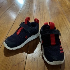 adidas スニーカー 14cm