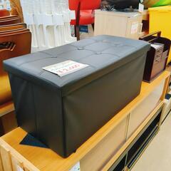 座れる収納BOX 収納スツール オットマン 黒 合皮 四角形 椅子【こちらは店舗です。浜村鹿野温泉ICから3分 買取本舗 宮本リサイクル 営業時間9～19時 定休日水曜のみ←連絡できませんm(_ _)m】の画像