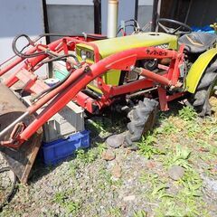 引取限定　トラクター　ヤンマー　YM1300D エンジン始動OK...