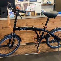【前後タイヤ・後輪チューブ新品！】6段変速　20インチ折りたたみ自転車　ブラックの画像