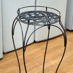 花台 アイアン ガーデンラック 幅30×高さ74cm 置台 フラワーラック プランタースタンド 札幌市 清田区 平岡の画像