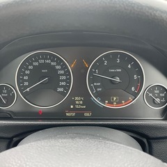 BMW 320d ラグジュアリー　セダン！の画像