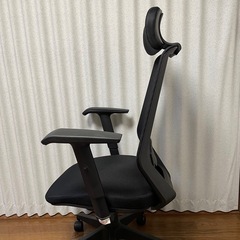 ニトリ ワークチェア ランツァ（黒）の画像