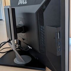 モニター、ディスプレイ　DELL　24インチの画像