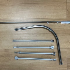 天井吊りコーナーカーテンレールの画像