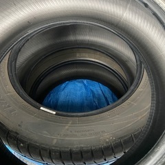 中古タイヤの画像