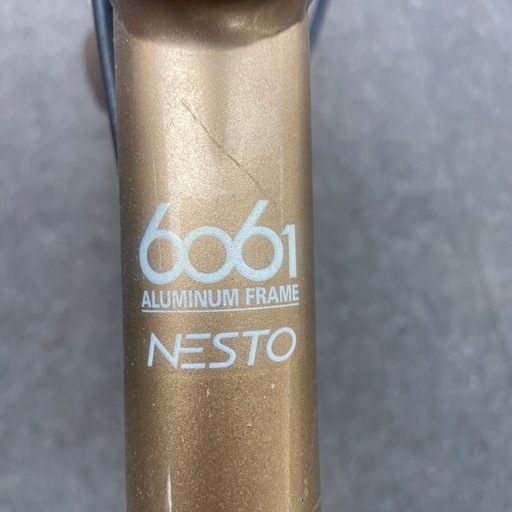 nesto クロスバイク　車体